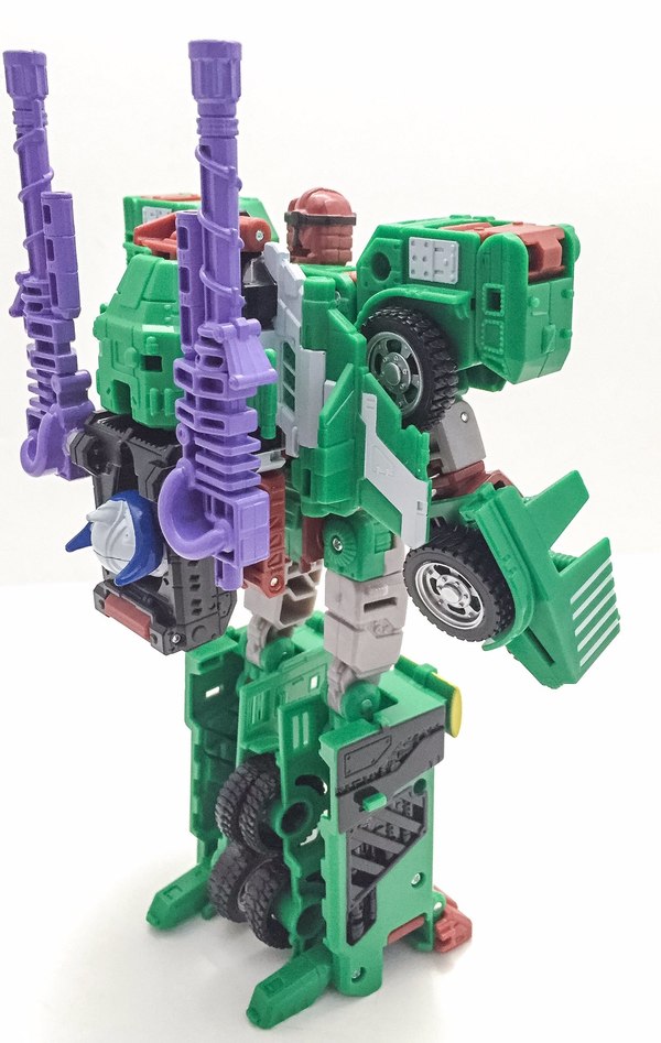 TFSS 4 0 Bludgeon   In Hand Images Of Subscription Service Voyager Class Figure  (4 of 16)